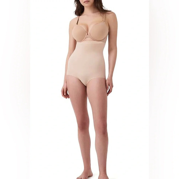 SPANX Seamless Higher Power Panties - High-Waisted panties 
Soft Nude - X-Large - Picture 1 of 8